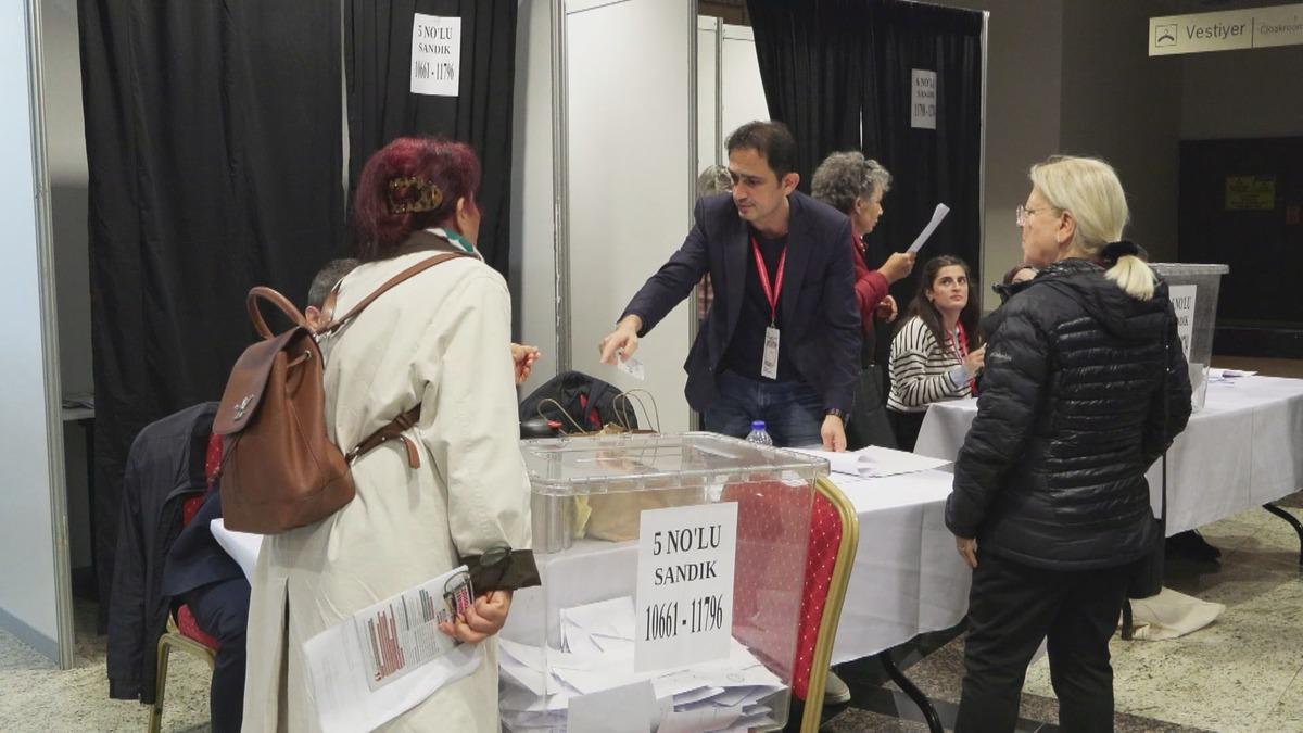 İstanbul Barosunun yeni başkanı &Uuml;mit Kocasakal oldu 1