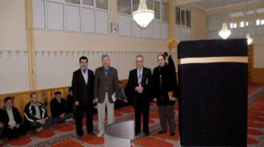 Umrecilere Kabe maketiyle kutsal yolculuk anlatıldı