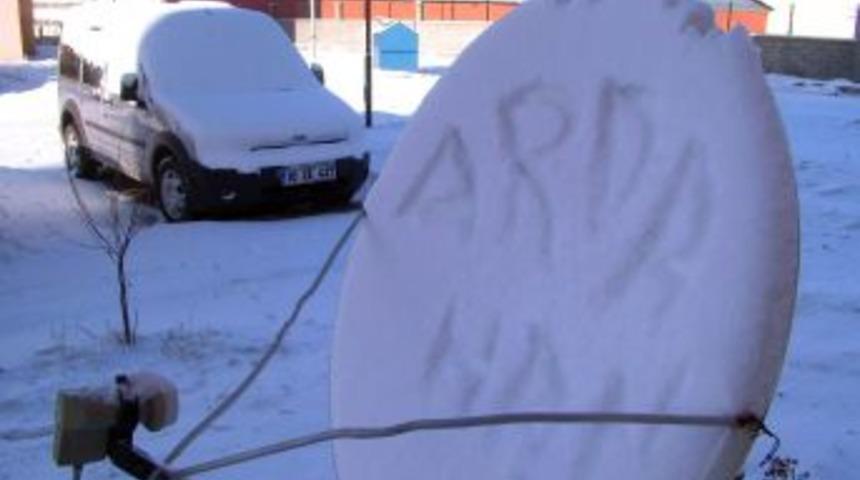 Ardahan&rsquo;a 6 saat elektrik verilemedi