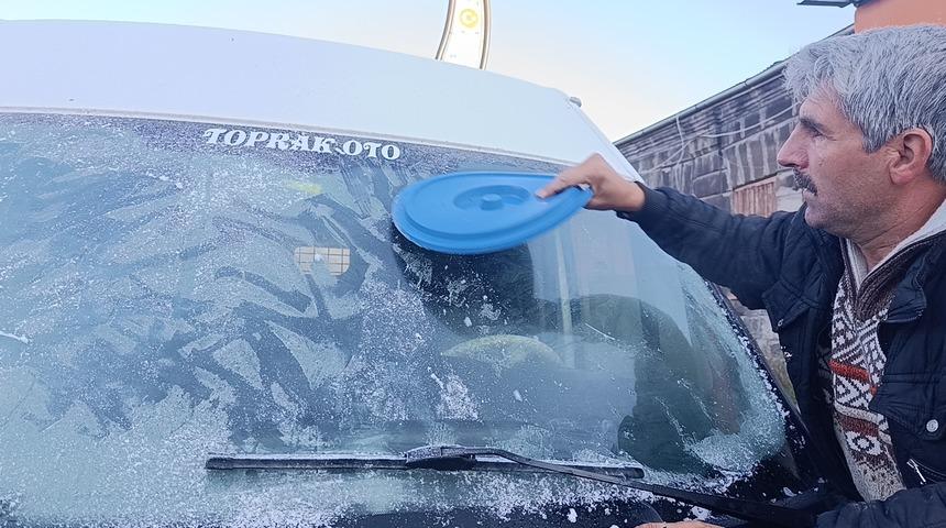T&uuml;rkiye'nin o ilinde kış y&uuml;z&uuml;n&uuml; g&ouml;sterdi! Sabah şoke oldular