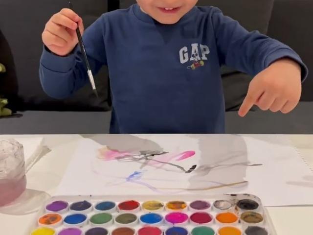 Veliler dikkat! Bakanlık o boya setini toplattı!