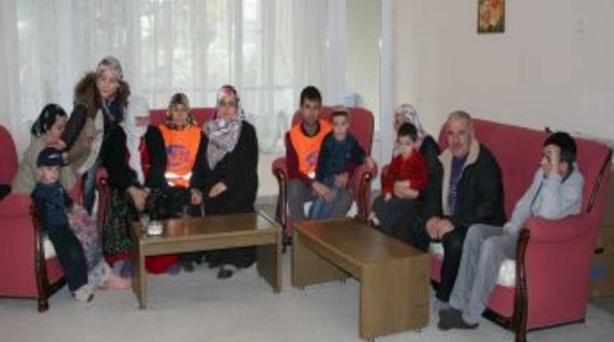 Kimse Yok Mu g&ouml;n&uuml;ll&uuml;leri Trabzon'daki depremzedeleri unutmadı