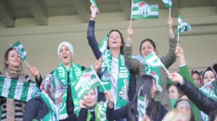 Bursaspor: 2 &ndash; Kardemir Karab&uuml;kspor: 0