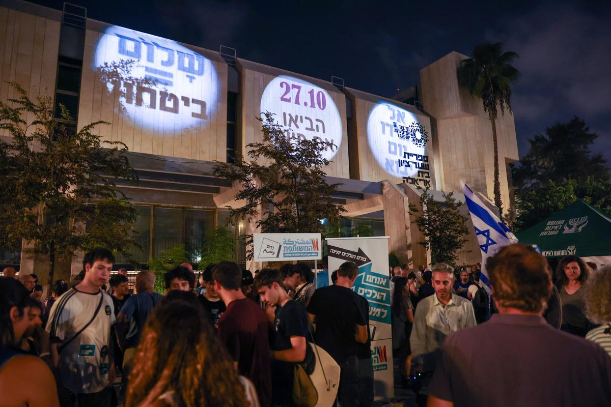Trump ın Netanyahu &ccedil;ığırtkanlığı...  Savaş&ccedil;ı Başbakan  dedi oy istedi: "Başladığımız işi bitirmeliyiz" 4