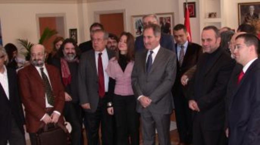 &quot;Birilerinin Türkiye'yi gerdirmeye çalıştığı bugünlerde yeniden gözüküyor&quot;