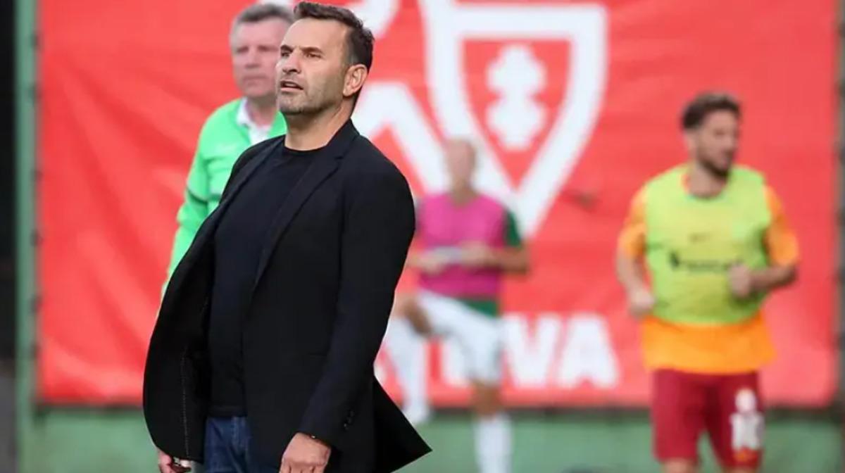 Fenerbahçe derbisi öncesi Okan Buruk tan özel toplantı! Söyledikleri ortaya çıktı 2