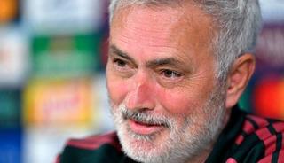 13 yıl sonra aynı Mourinho! El Clasico'daki g&ouml;r&uuml;nt&uuml; g&uuml;ndem oldu