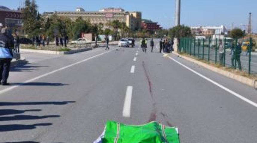 Alanya'da kaza: 1 &ouml;l&uuml;, 1'i ağır 3 yaralı