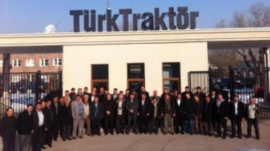 Tokatlı &ccedil;ift&ccedil;iler, T&uuml;rkTrakt&ouml;r fabrikasında