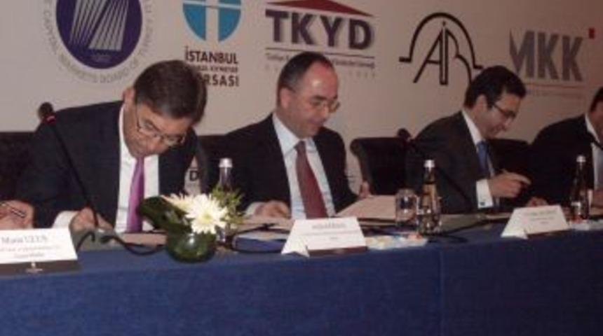 SPK Başkanı: 1 trilyon dolarlık sermaye piyasası oluşturacak kaynağımız var