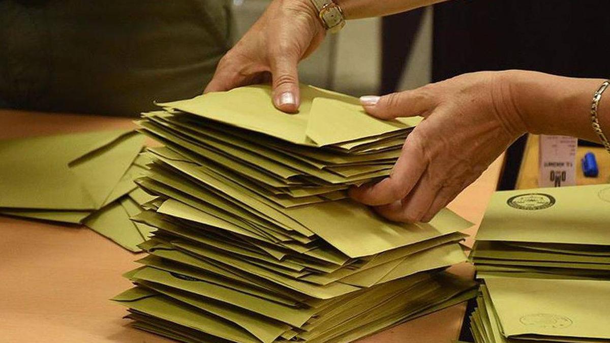 Son seçim anketinde dikkat çeken sonuç! Üçüncü blok yarışın kaderini belirleyecek 1