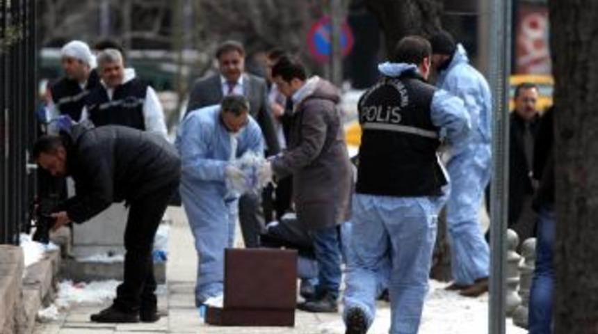 Yargitay onunde patlama