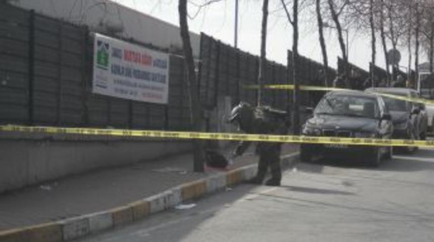 Kaldırımda unutulan sırt &ccedil;antası polisi alarma ge&ccedil;irdi