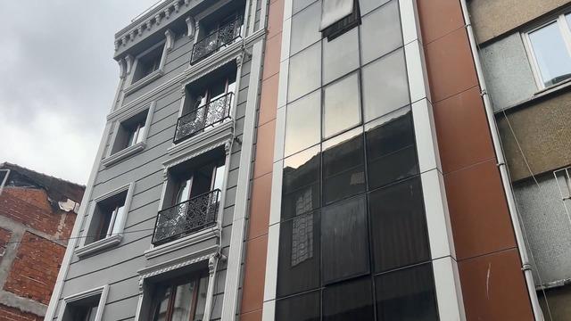 Son fotoğrafı o &ccedil;atıda &ccedil;ekilmiş! Şişli&rsquo;de Aisulu Bekmakhanova&rsquo;nın ş&uuml;pheli &ouml;l&uuml;m&uuml;nde  sevgili  detayı 2