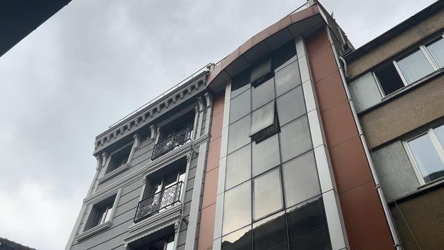 Son fotoğrafı o &ccedil;atıda &ccedil;ekilmiş! Şişli&rsquo;de Aisulu Bekmakhanova&rsquo;nın ş&uuml;pheli &ouml;l&uuml;m&uuml;nde  sevgili  detayı 1