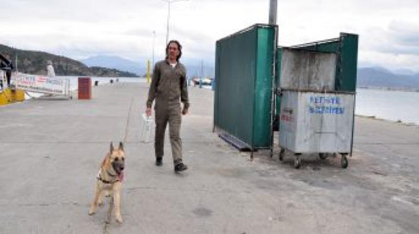 Tatbikatta Rodos seferi yapan feribota konulan bomba imha edildi