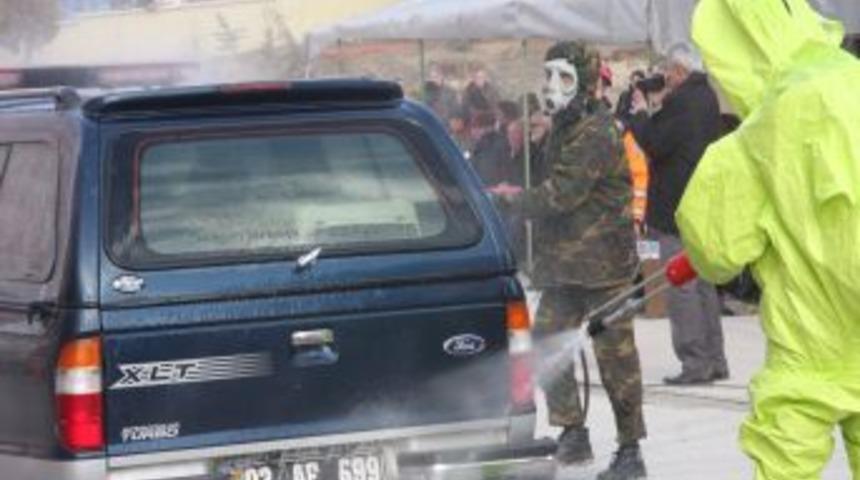 150 kişinin katıldığı tatbikat ger&ccedil;eğini aratmadı