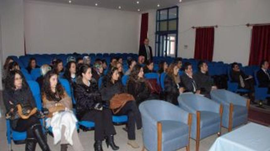 Aydıncık&rsquo;ta &ouml;ğretmen yetiştirme ve geliştirme uyum programı başladı