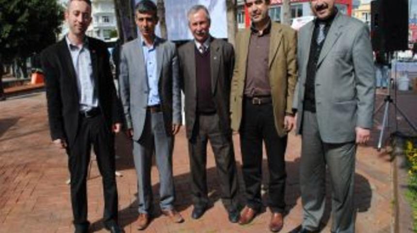 İl&ccedil;e başkanları toplumsal birliktelik i&ccedil;in hatıra fotoğrafı &ccedil;ektirdi