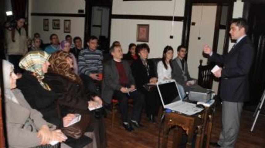 Tecr&uuml;beli &ccedil;iftler gen&ccedil;lere tecr&uuml;belerini anlattı