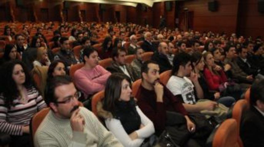 Ustalardan kursiyerlere oyunculuk dersi