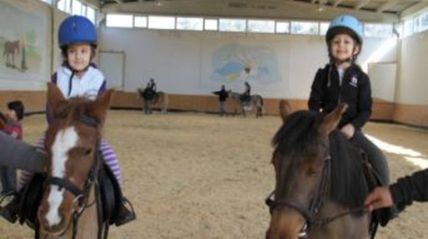 Atlıspor Kulübünün pony okulu açıldı