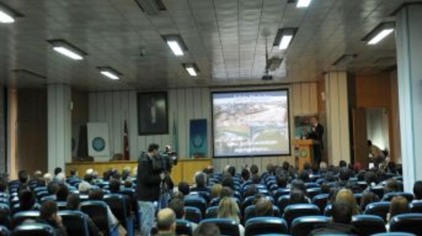 Başkan Altepe: Yerli tramvayı &uuml;rettik, şehir kendi markasını &ccedil;ıkaracak g&uuml;&ccedil;te