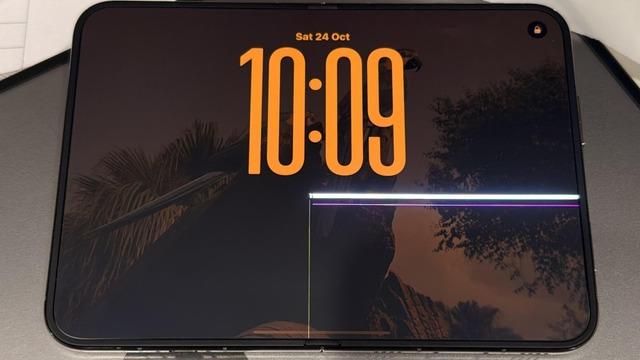 Önce çatlama sesi, sonra çizgi! iPhone Duo'daki ekran sorununun muhtemel sebebi ortaya çıktı