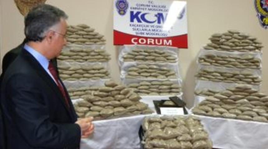 &Ccedil;orum polisi, 50 milyon TL'lik 201 kilo eroin ele ge&ccedil;irdi
