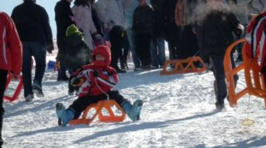 Ko&ccedil;oğlu: Şehit d&uuml;şen binlerce Mehmet&ccedil;iğin şuurunda nesil yetiştirmek istiyoruz