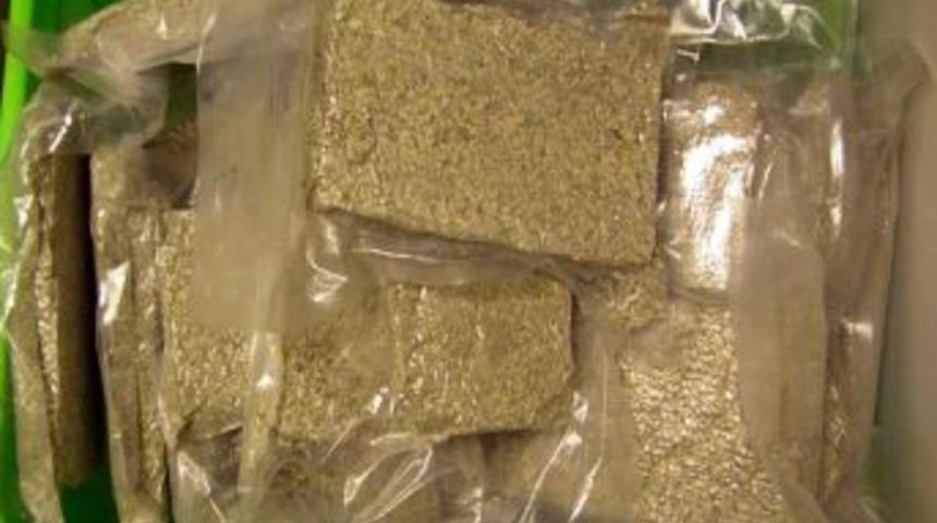 Kapıkule'de 35 kilogram bonzai maddesi ele ge&ccedil;irildi