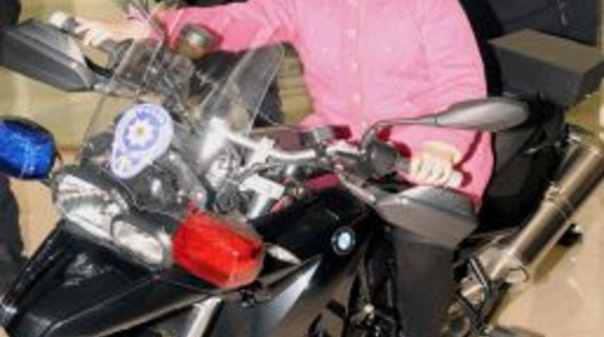 Diyarbakır polisinden &ccedil;ocuklara rehberlik hizmeti