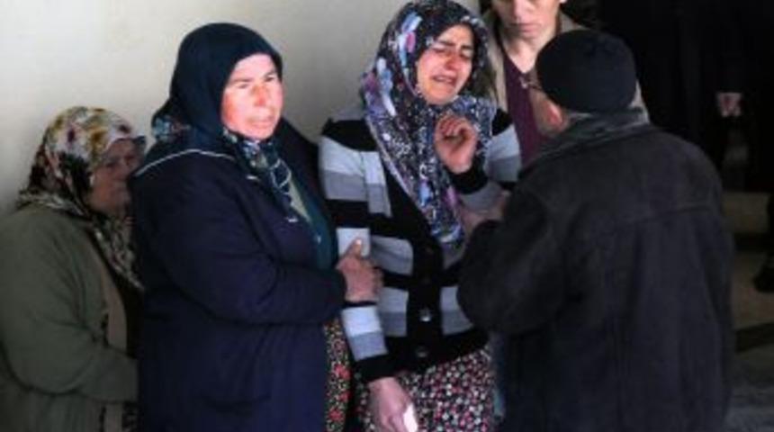 Antalya&rsquo;daki kazada hayatını kaybeden 6 kişi toprağa verildi