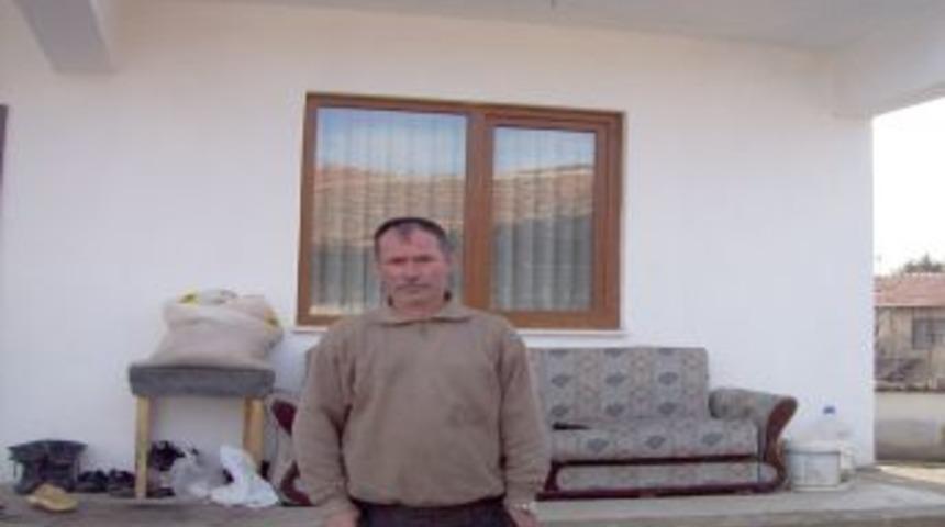 Borcunu &ouml;deyemediği i&ccedil;in iki aydır elektrik ve suyu kesik