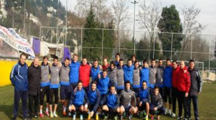 Ey&uuml;pspor'da Adanademirspor zaferinin coşkusu yaşanıyor