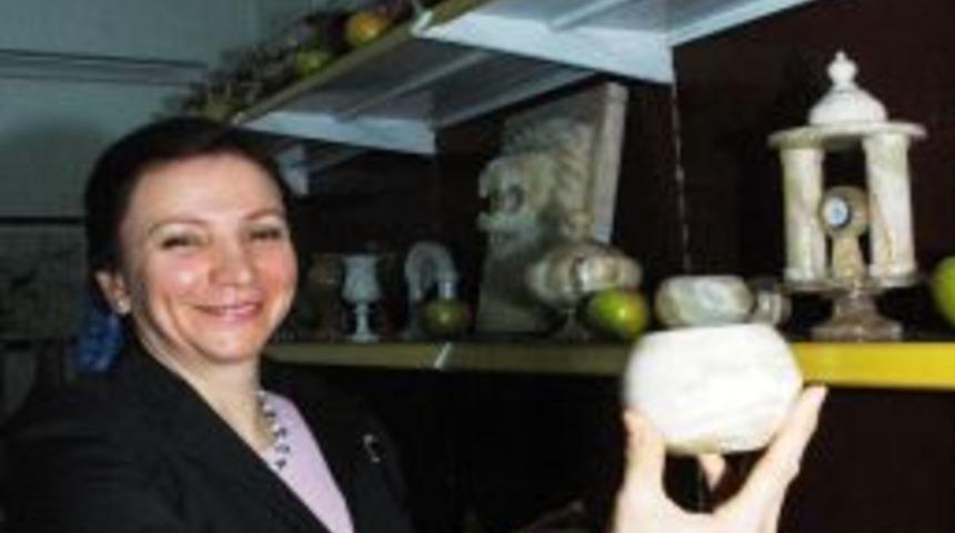 Mahkumların yaptığı &uuml;r&uuml;nler sergileniyor