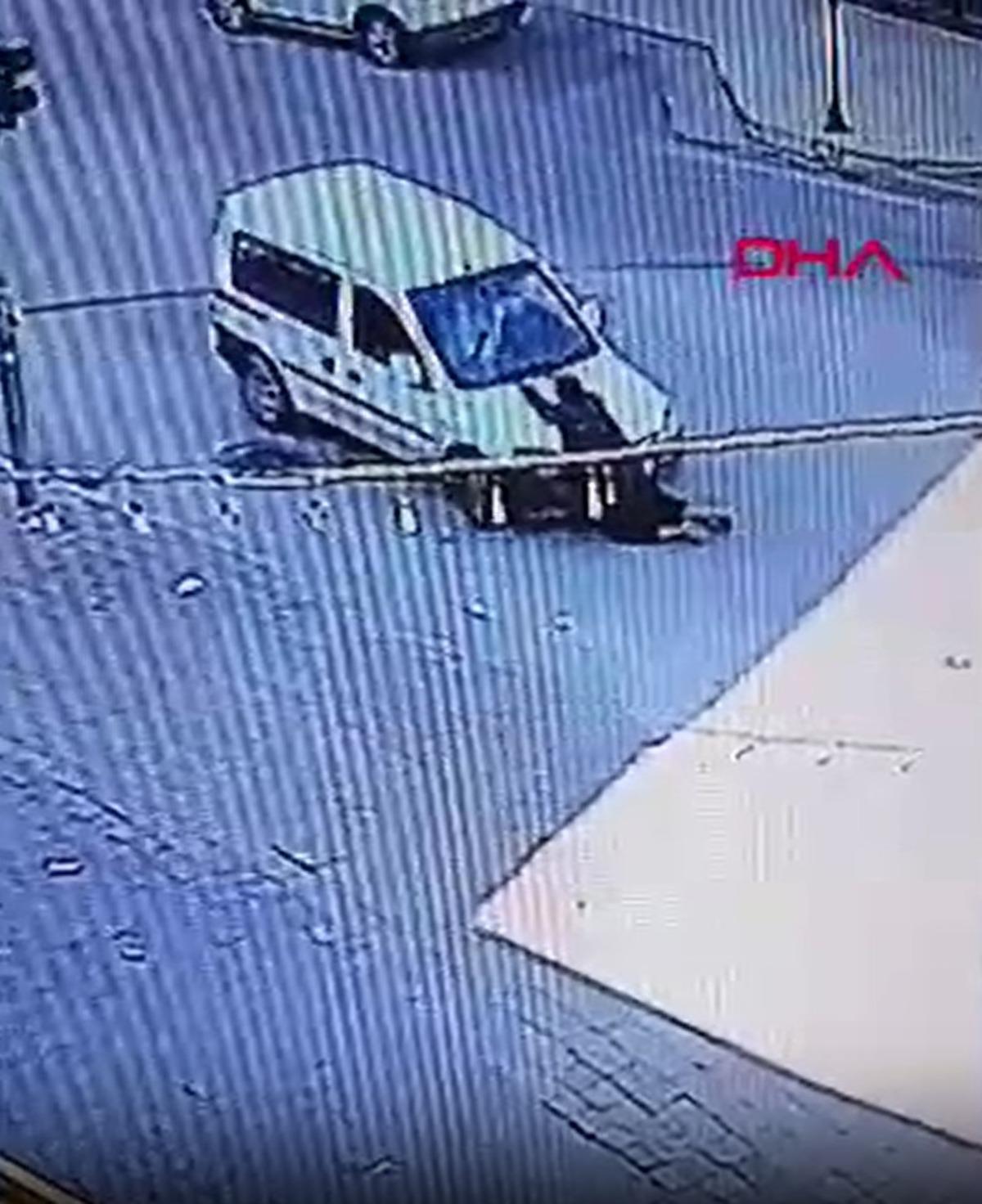 Oyun değil, T&uuml;rkiye de yaşandı! &Ouml;n&uuml;n&uuml; kestiği aracı b&ouml;yle &ccedil;aldı  1
