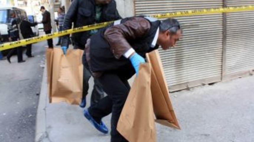 Mersin&rsquo;de el yapımı 27 bomba ele ge&ccedil;irildi