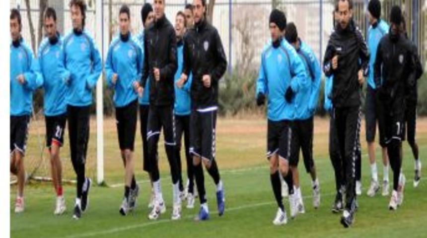 Sağlam: Manisa&rsquo;dan iyi bir sonu&ccedil;la d&ouml;nmek istiyoruz