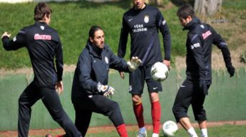 Galatasaray, Gen&ccedil;lerbirliği ma&ccedil;ı hazırlıklarına ara vermeden başladı