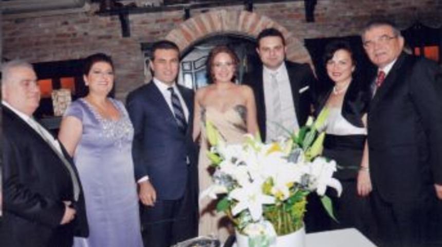 Sarıg&uuml;l yalnız bırakmadı