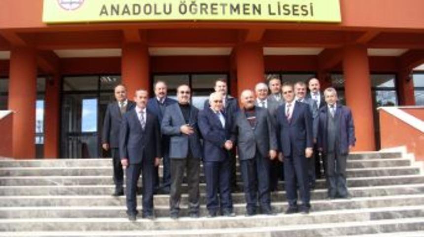 Tavas Anadolu &Ouml;ğretmen Lisesi yeni binasına taşındı