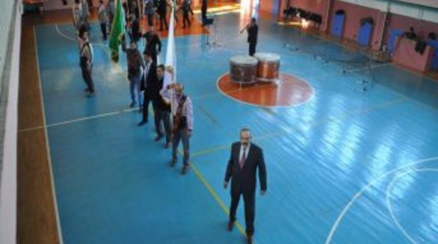 Memurlardan oluşan mehter takımı konsere hazırlanıyor