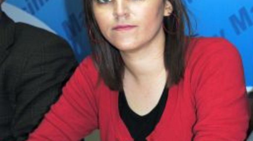 AK Partili &Uuml;nal: Kadına karşı şiddete hep birlikte dur diyelim