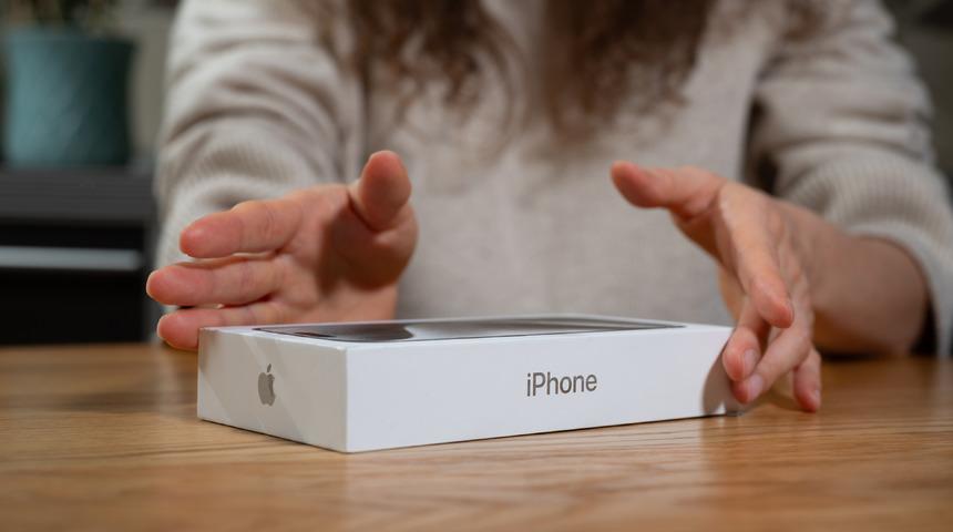 Pes dedirten 'iPhone' hırsızlığı! Apple'ın aldığı &ouml;nlem g&uuml;ndem oldu