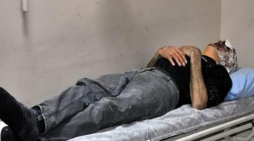 Bitlis'te otob&uuml;s ve TIR &ccedil;arpıştı: 2 &ouml;l&uuml;, 9 yaralı