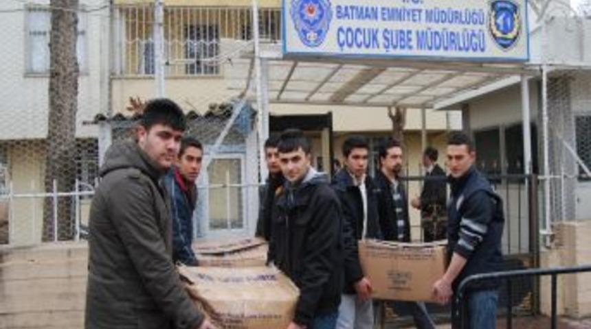 Polis ve öğrencilerin verdiği konserin geliri depremzedelere dağıtıldı