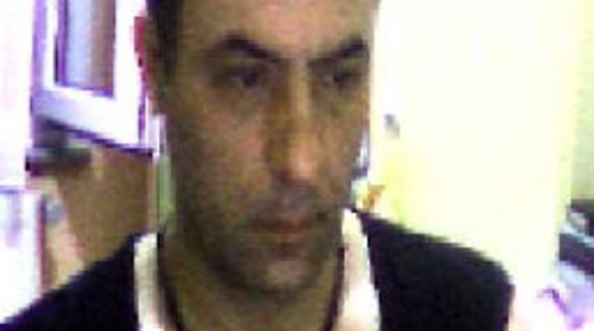 Babasını bı&ccedil;akladı, bir hafta cesediyle yaşadı