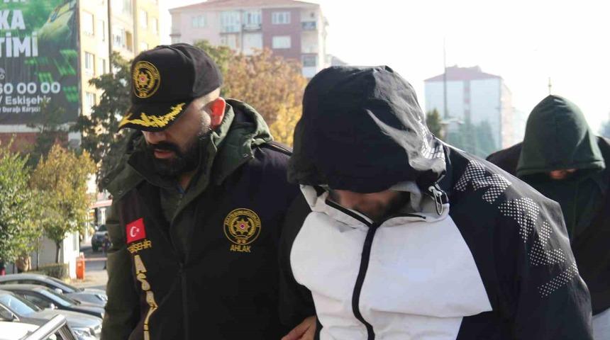 Eskişehir merkezli fuhuş operasyonunda 18 ş&uuml;pheli tutuklandı