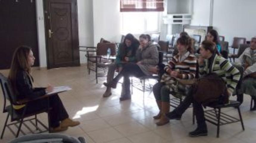 Düzce’de yüzme kursuna büyük ilgi gösteriliyor